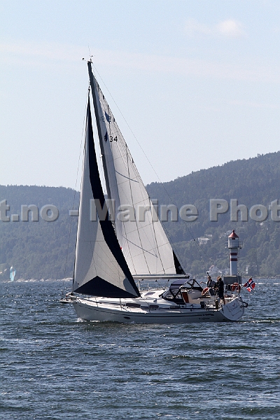 Bavaria 34_2.jpg